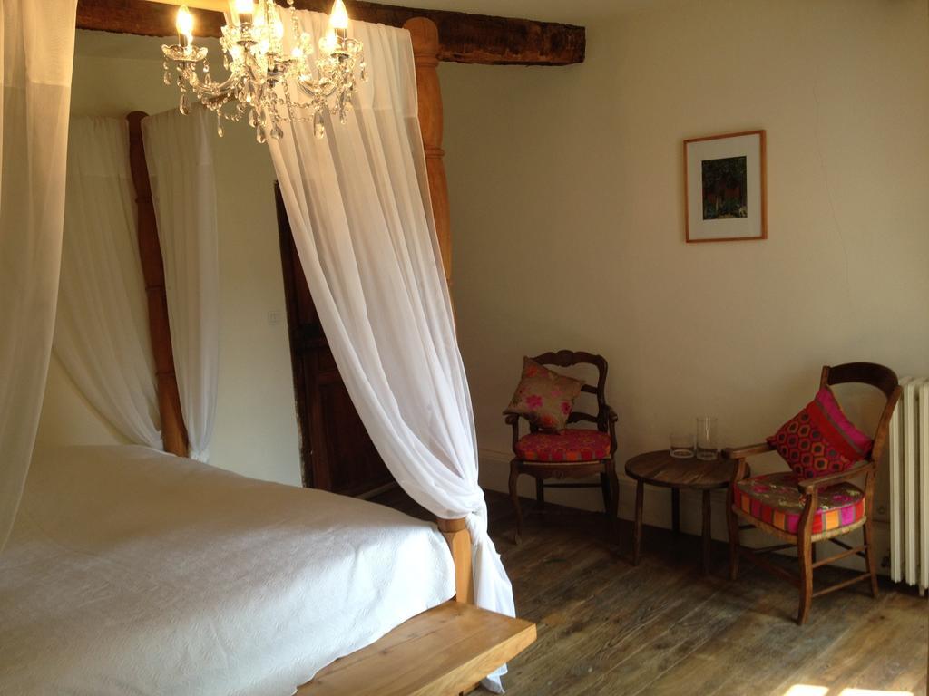 Residence Crone Castillon-en-Couserans Zimmer foto